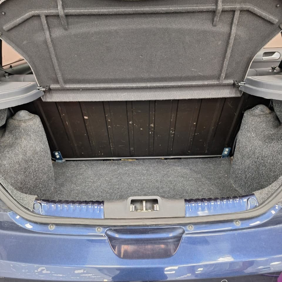 VOLKSWAGEN GOL SPORTLINE 1.6 5P – 2015 – 128.000 KM