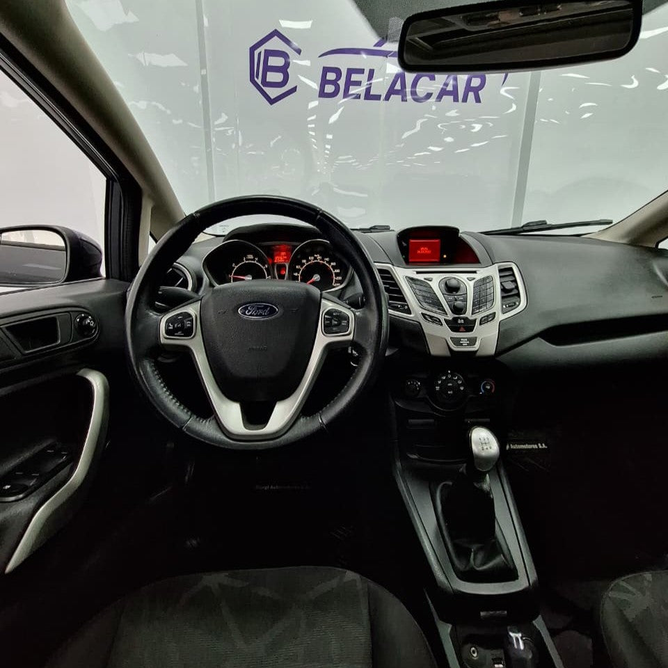 FORD FIESTA KD TITANIUM - 2013 - 125.000 KMS - Belacar