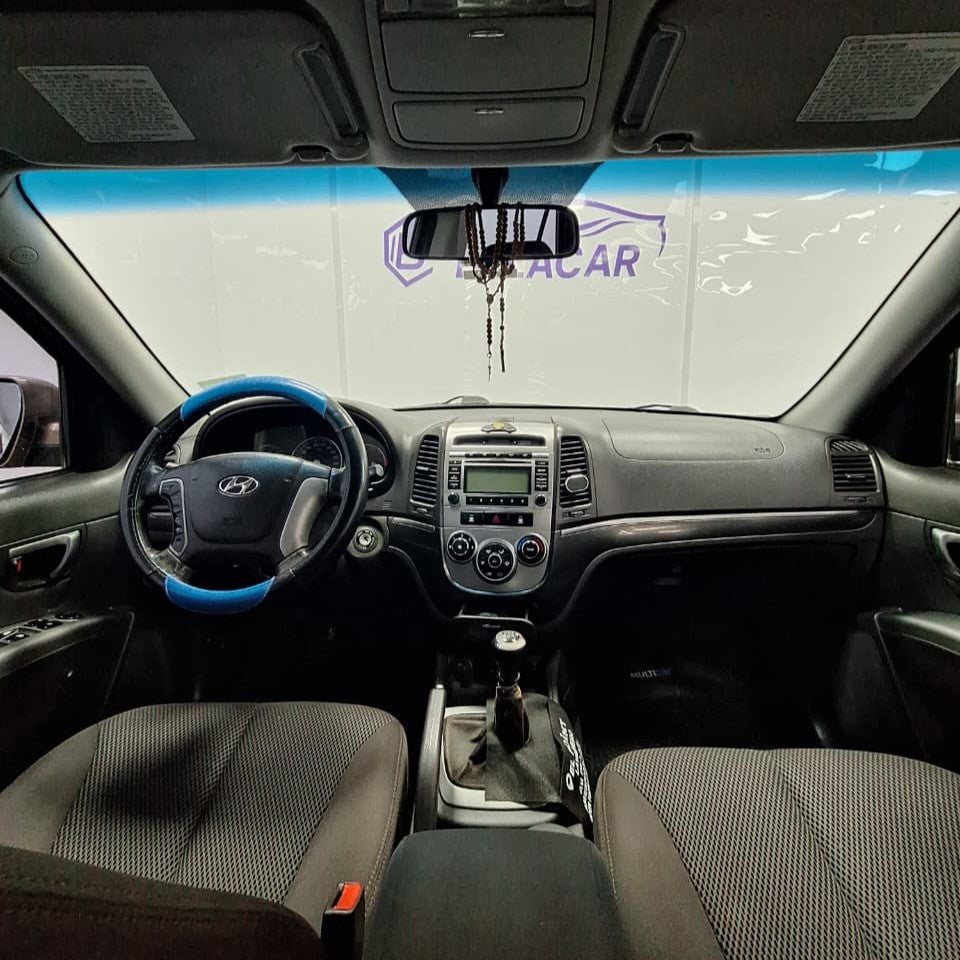 HYUNDAI SANTA FE GLS 2WD 2.4 7as – 2010 – 260.000 KMS