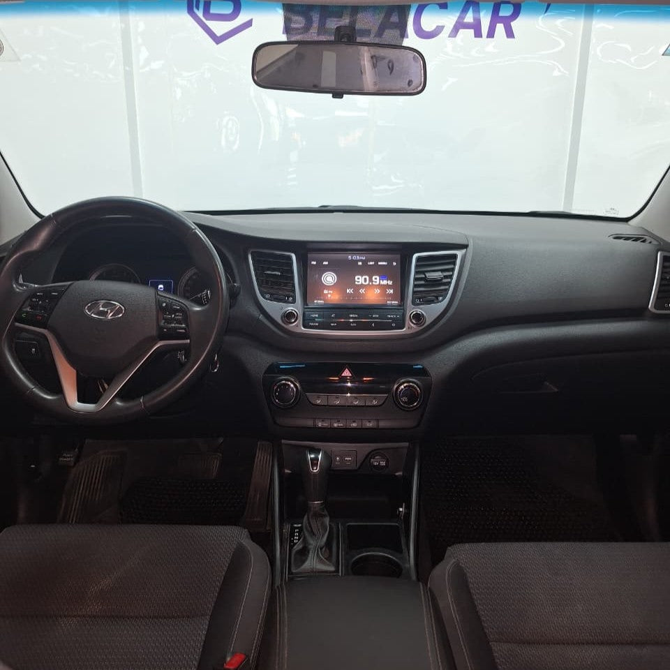 HYUNDAI TUCSON 2WD 2.0 – 2017 – 82.000 KMS