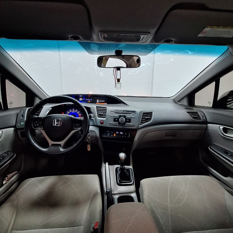 HONDA CIVIC LXS MT - 2015 - 140.000 KMS - Belacar