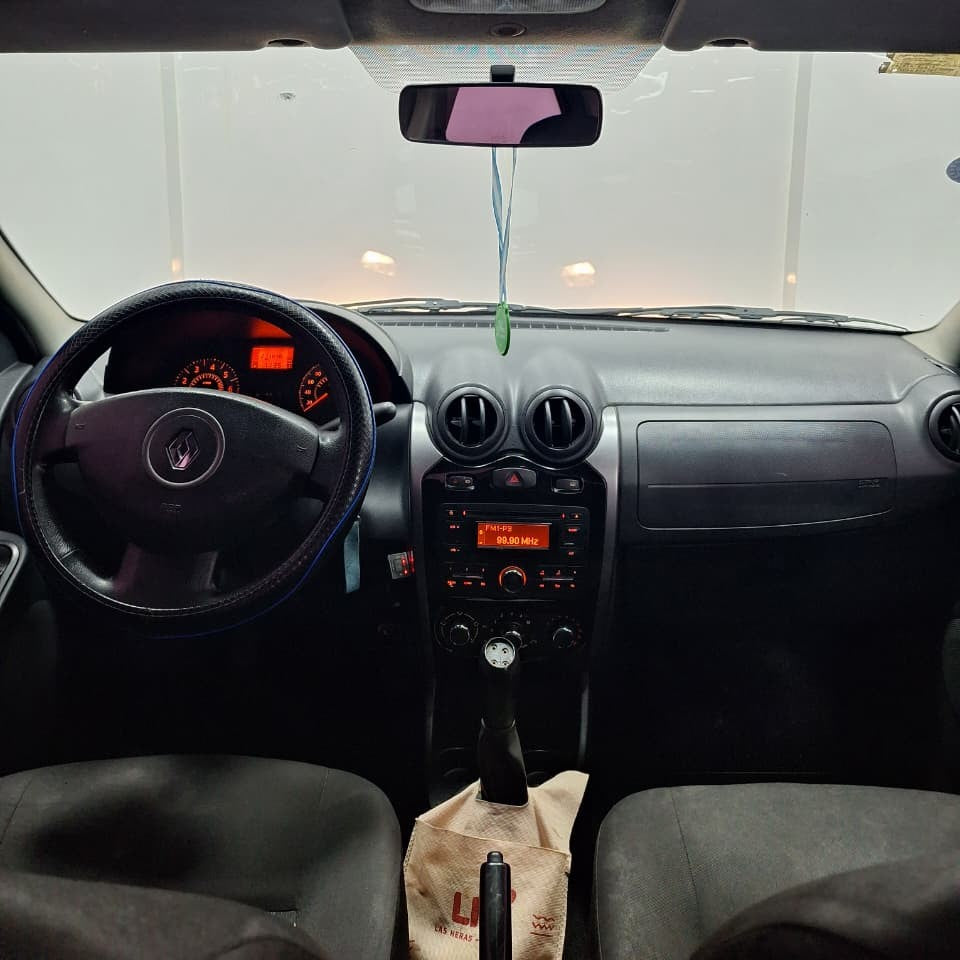 RENAULT LOGAN PACK II - 2013 - 211.000 KMS