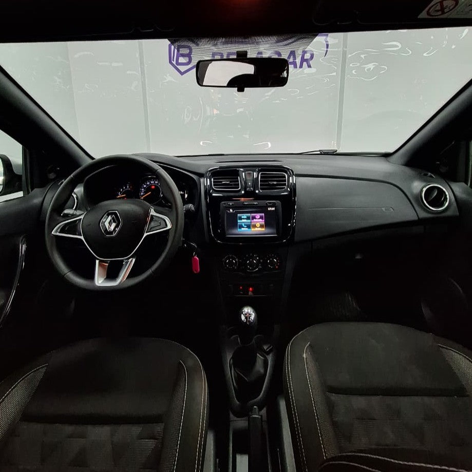 RENAULT SANDERO ZEN - 2023 -  24.000 KMS