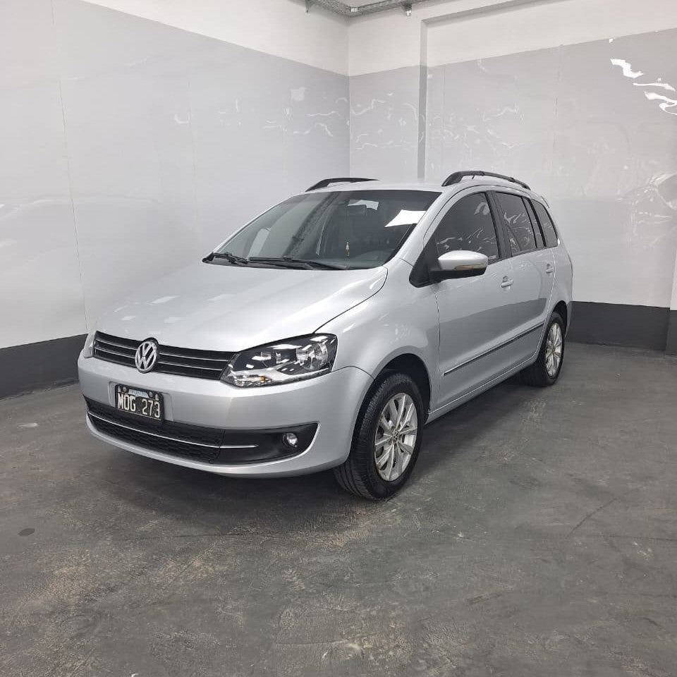 VOLKSWAGEN SURAN HIGHLINE - 2013 - 162.000 KMS