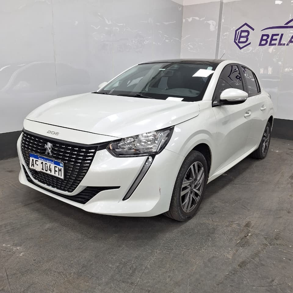 PEUGEOT 208 ALLURE – 2021 – 87000 KM