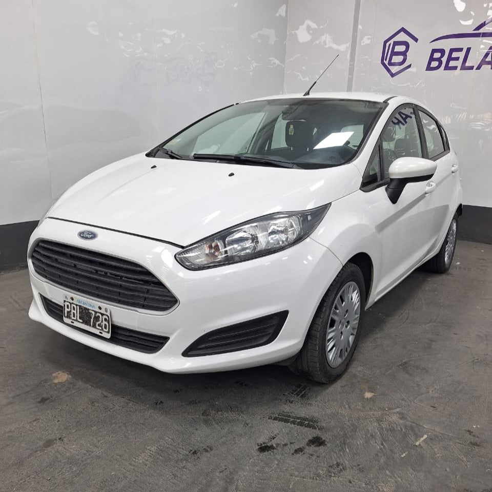 FORD FIESTA S 1.6L - 2015 - 135.000 KMS - Belacar