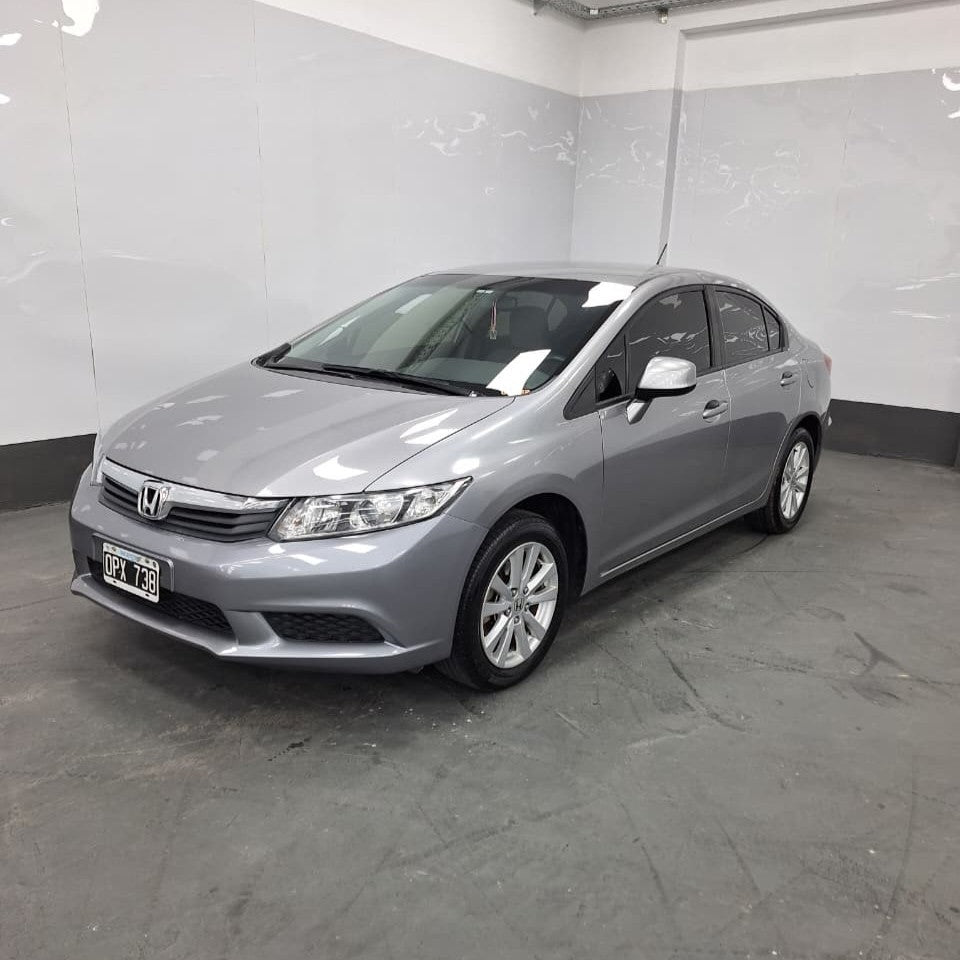 HONDA CIVIC LXS MT - 2015 - 140.000 KMS - Belacar