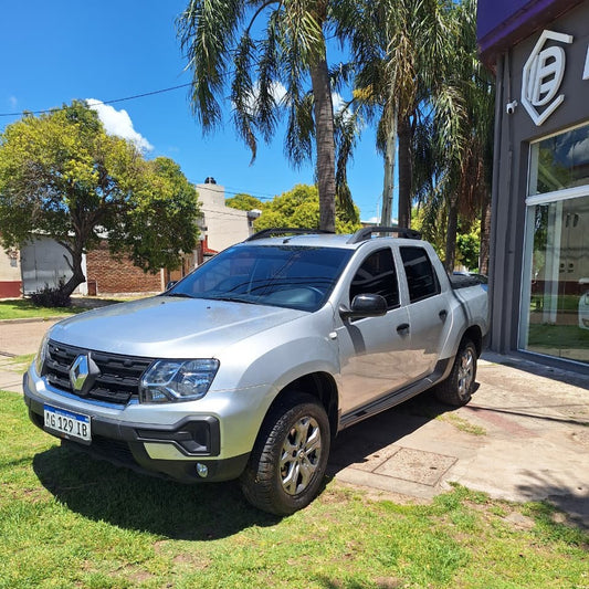 RENAULT DUSTER OROCH EMOTION - 2023 -  67.000 KMS