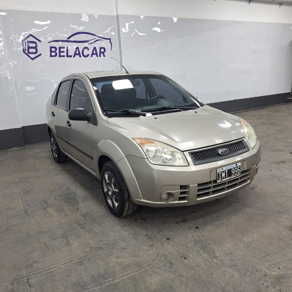 FORD FIESTA MAX 1.6L - 2010 - 193.000 KMS - Belacar