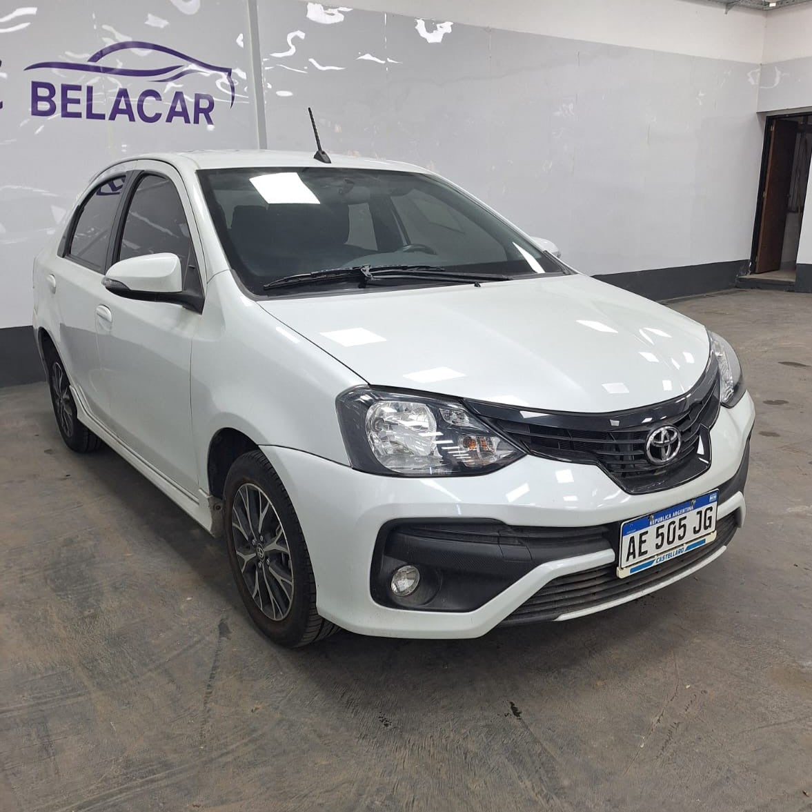 TOYOTA ETIOS XLS 1.5 MT – 2020 – 28000 KMS