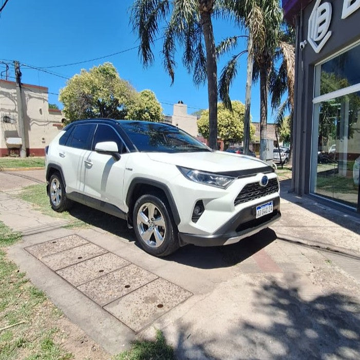 TOYOTA RAV 4 HYBRID – 2019 –116000 KMS