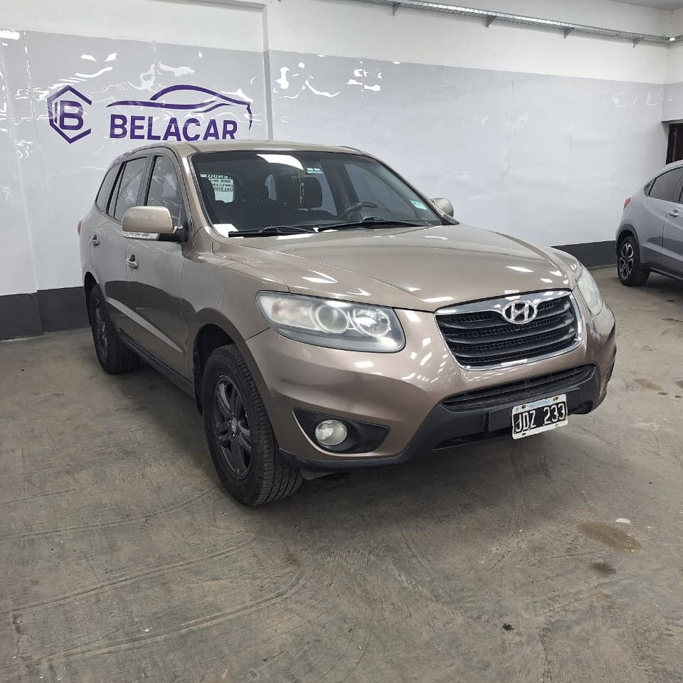 HYUNDAI SANTA FE GLS 2WD 2.4 7as – 2010 – 260.000 KMS
