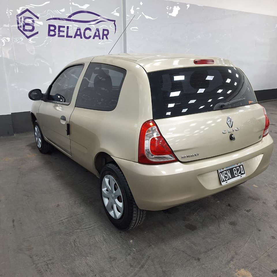 RENAULT CLIO MIO CONFORT PLUS – 2014 -  114.000 KMS - Belacar