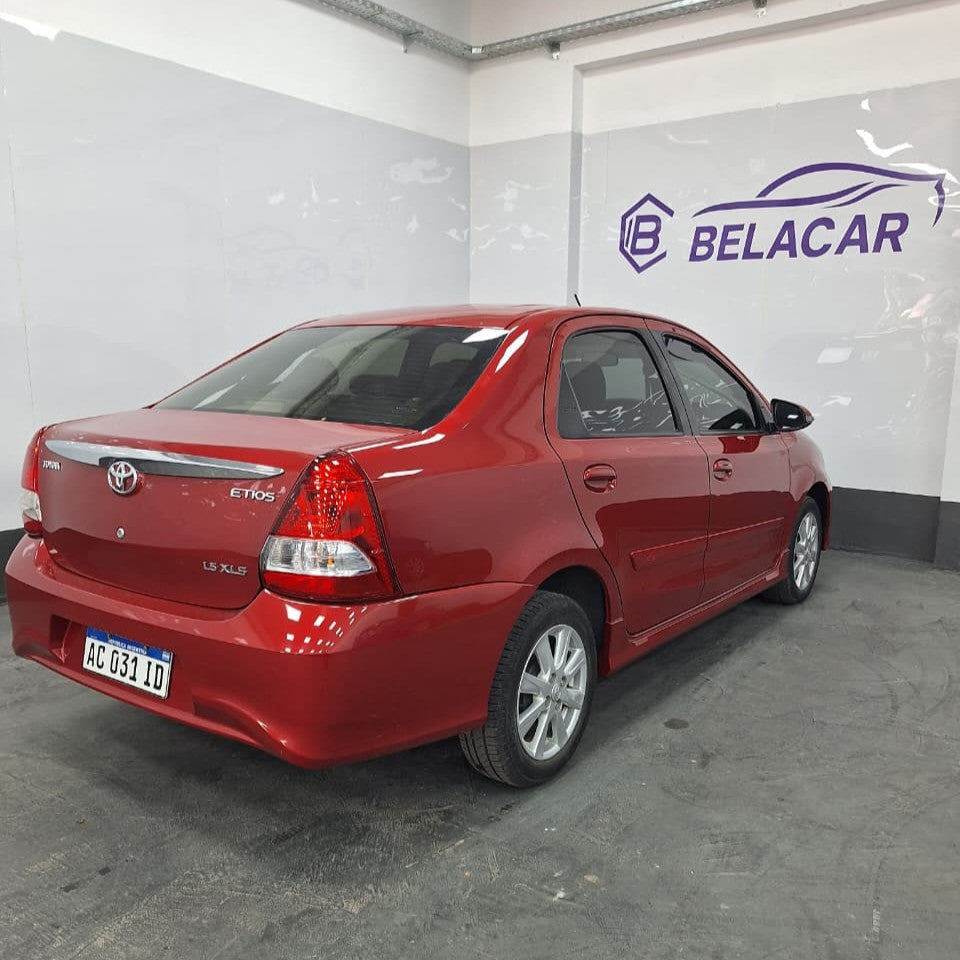 TOYOTA ETIOS XLS 1.5 AT – 2017 – 119000 KMS