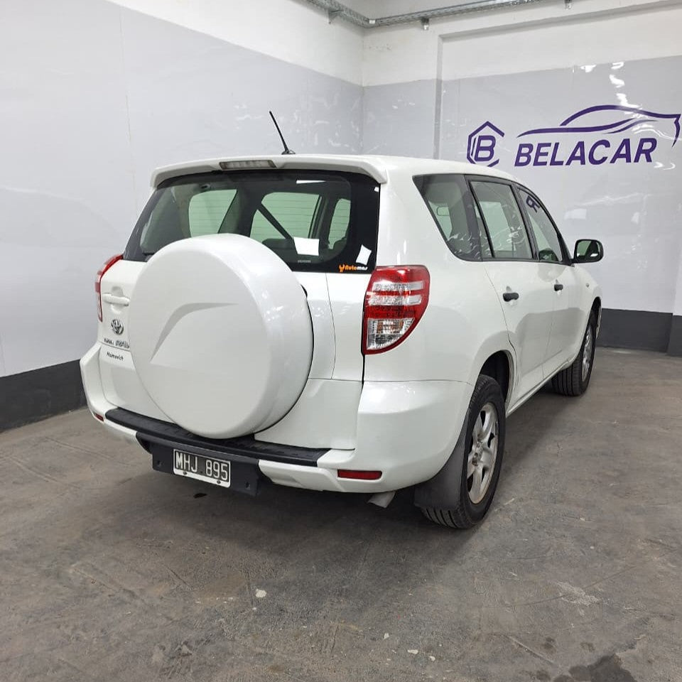 TOYOTA RAV4 4 2.4 AT - 2013 - 247000 KM