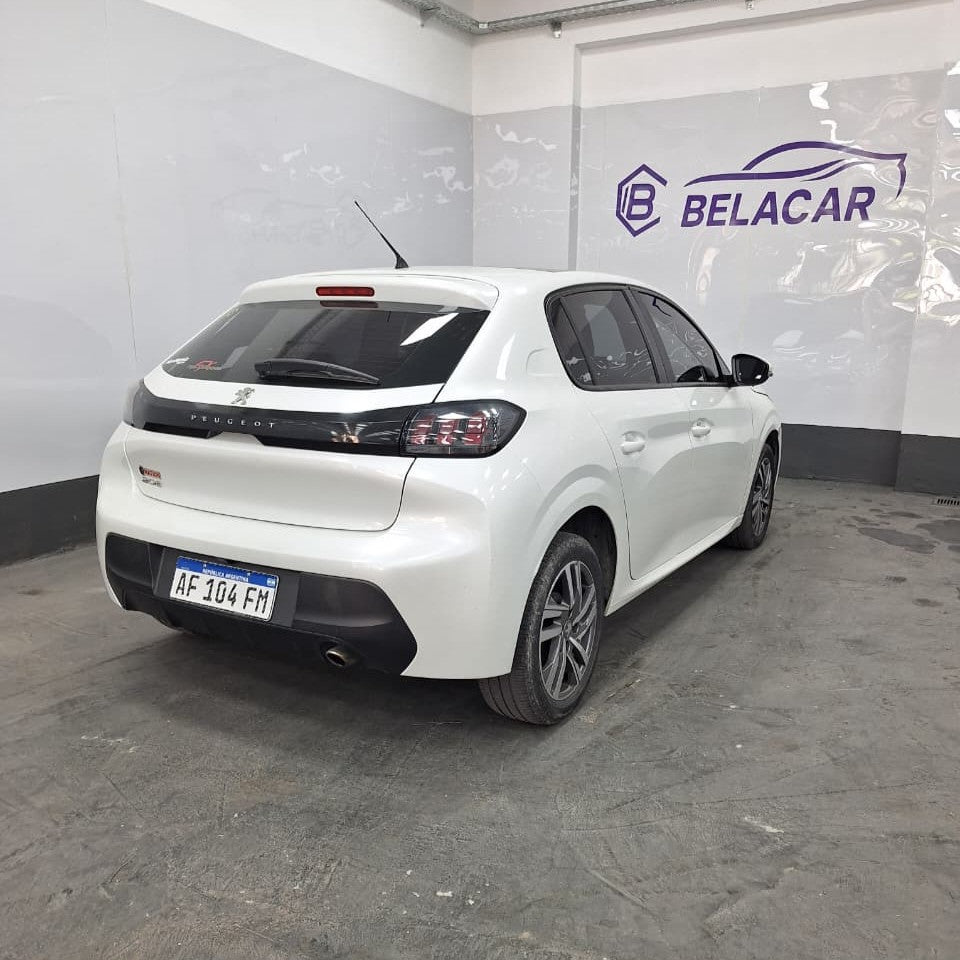 PEUGEOT 208 ALLURE – 2021 – 87000 KM