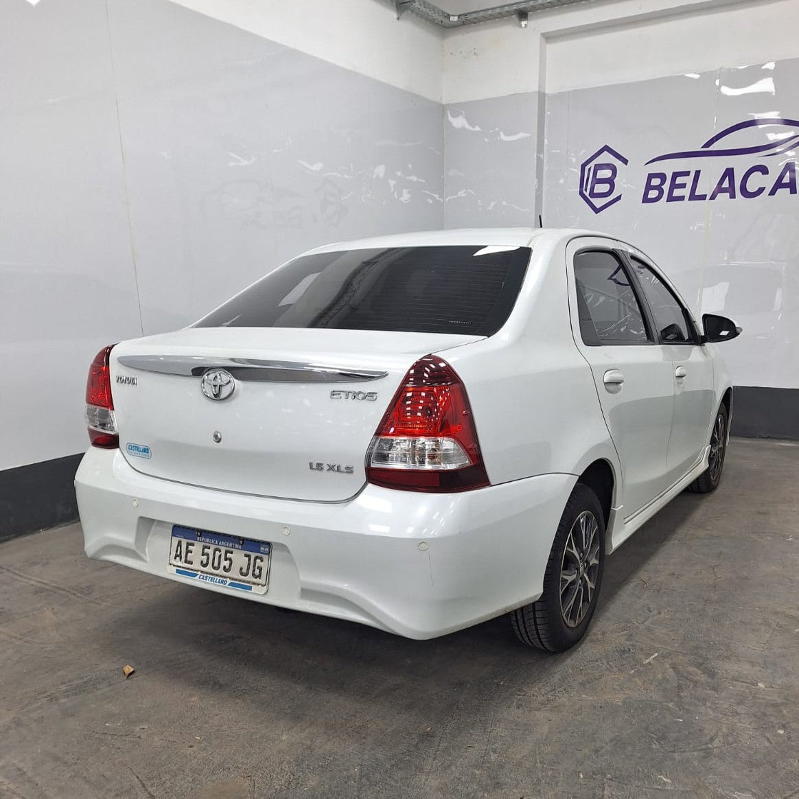 TOYOTA ETIOS XLS 1.5 MT – 2020 – 28000 KMS