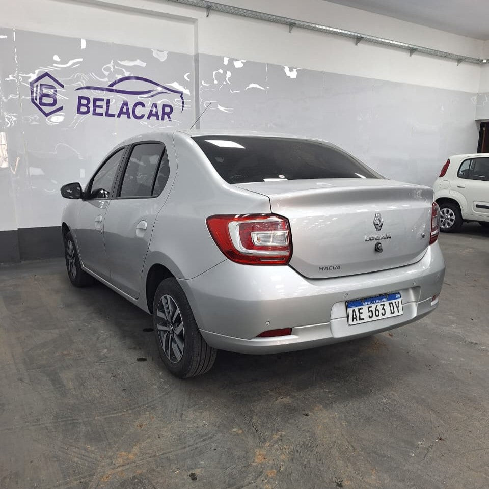 RENAULT LOGAN INTENSE - 2021 - 138.000 KMS - Belacar