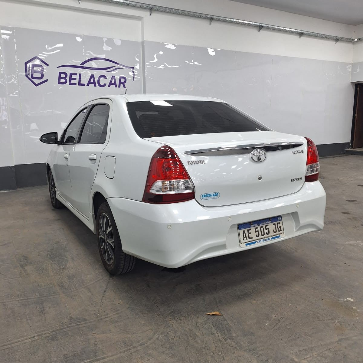 TOYOTA ETIOS XLS 1.5 MT – 2020 – 28000 KMS
