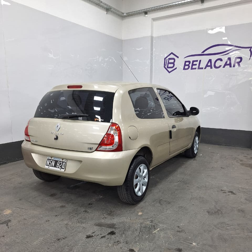 RENAULT CLIO MIO CONFORT PLUS – 2014 -  114.000 KMS - Belacar