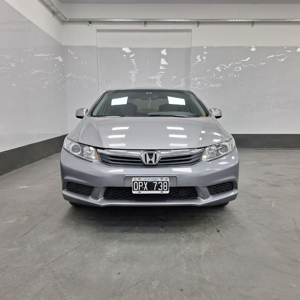 HONDA CIVIC LXS MT - 2015 - 140.000 KMS - Belacar