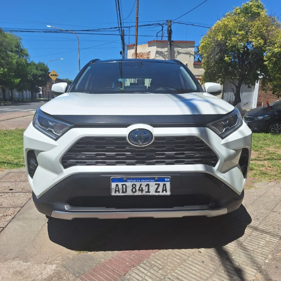 TOYOTA RAV 4 HYBRID – 2019 –116000 KMS