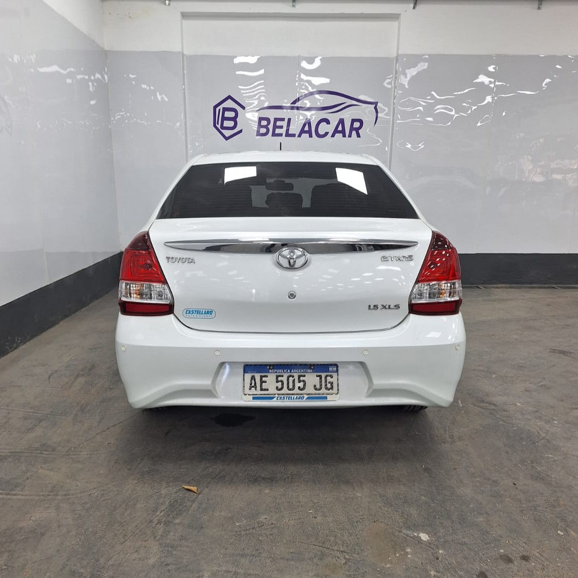 TOYOTA ETIOS XLS 1.5 MT – 2020 – 28000 KMS