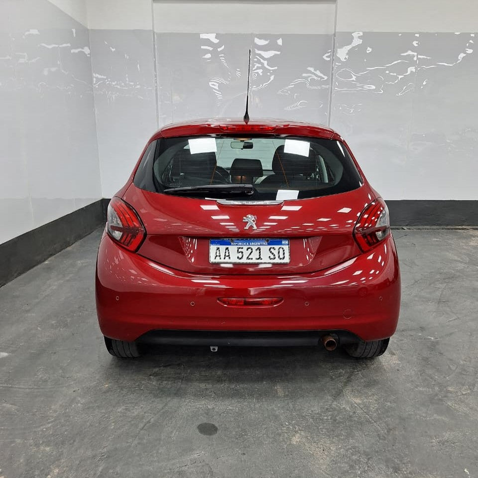 PEUGEOT 208 ALLURE TOUCHSCREEN – 2016 – 117000 KM