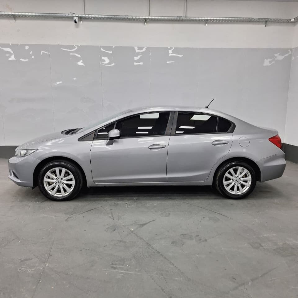HONDA CIVIC LXS MT - 2015 - 140.000 KMS - Belacar