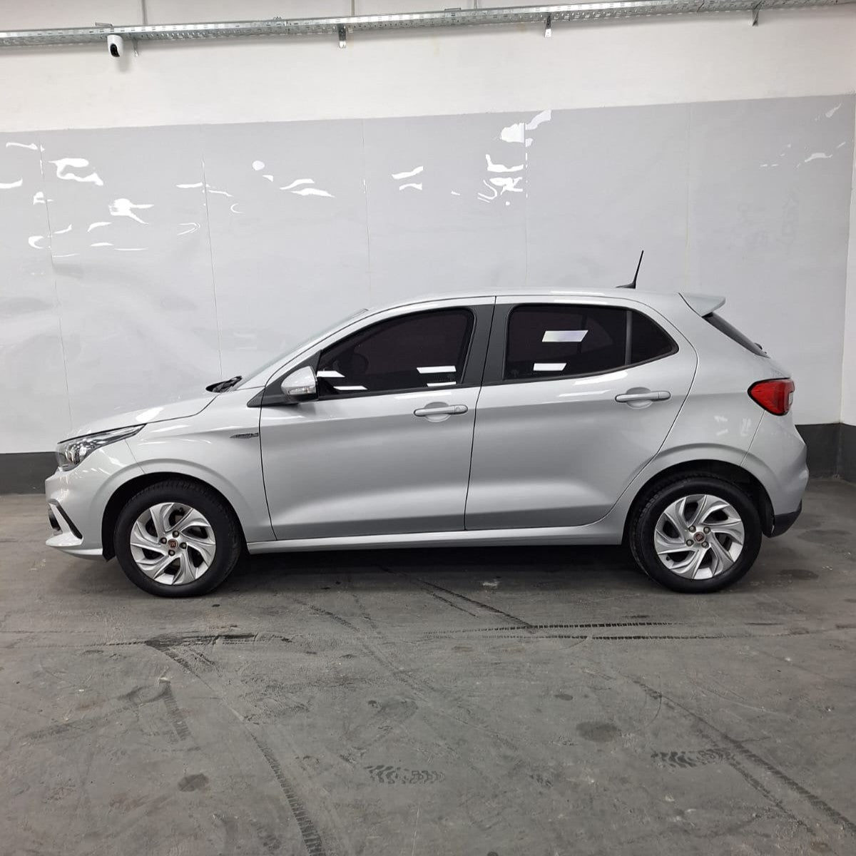 FIAT ARGO DRIVE 1.3 - 2020 - 37.000 KMS