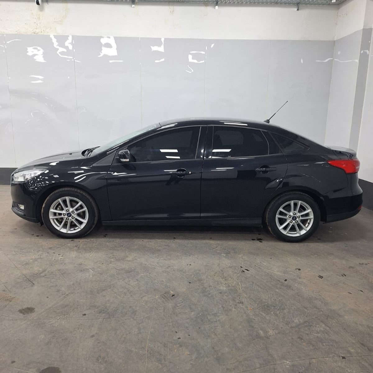 FORD FOCUS S 1.6L MT - 2018 - 107.000 KMS