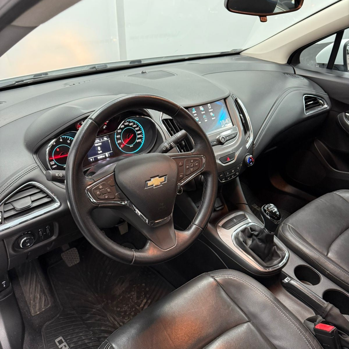 CHEVROLET CRUZE LT - 2018 - 81.000 KMS - Belacar