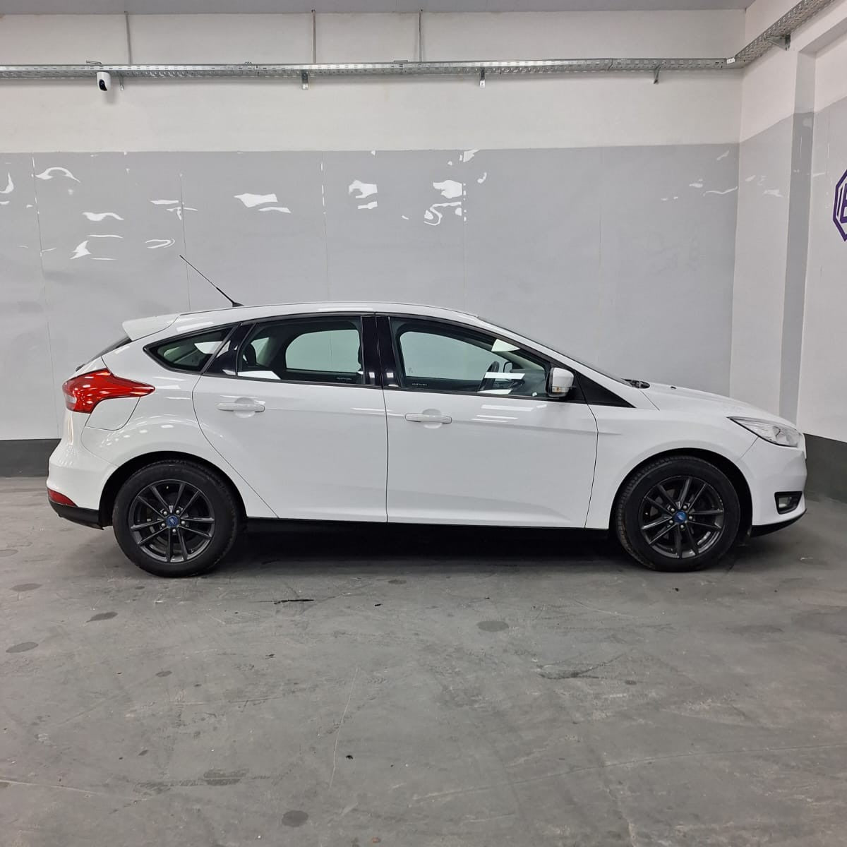 FORD FOCUS S 1.6L MT - 2016 - 99.000 KMS