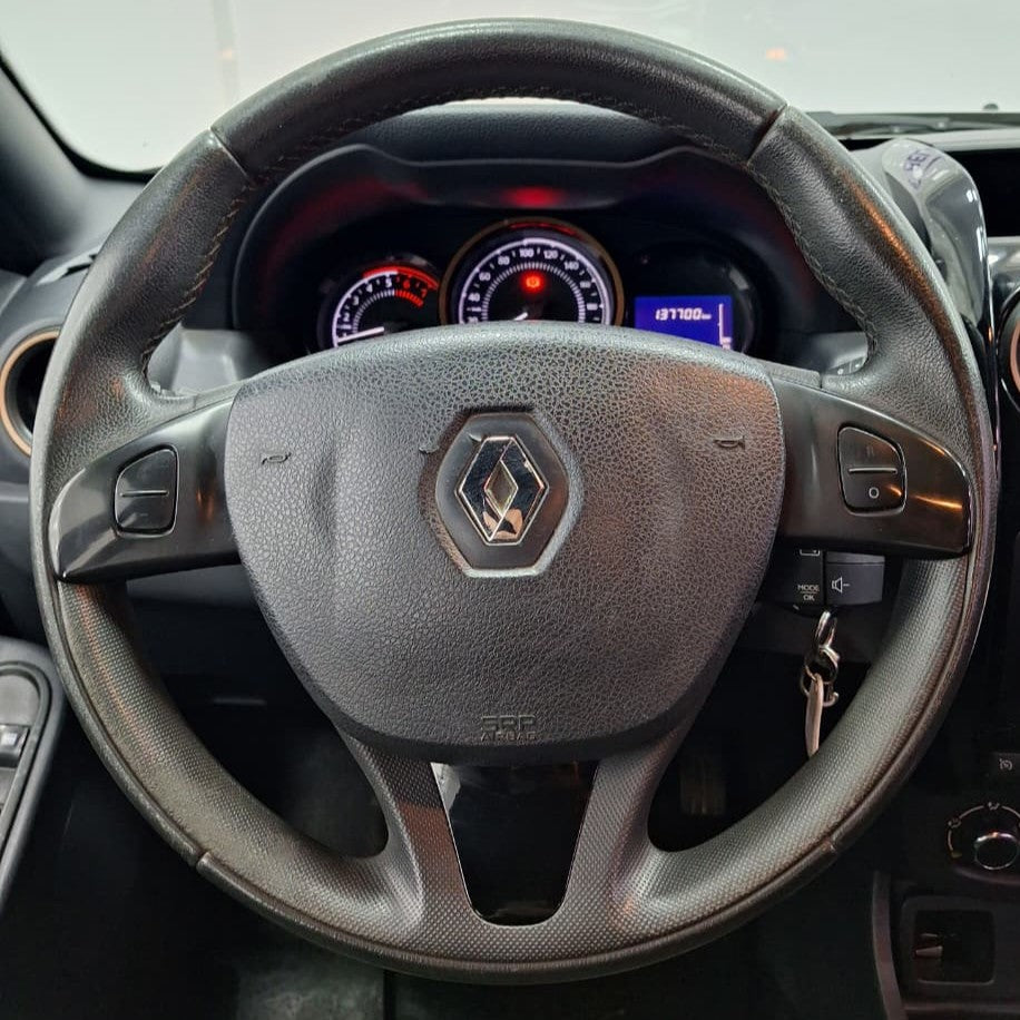 RENAULT DUSTER PRIVILEGE - 2015 -  137.000 KMS - Belacar