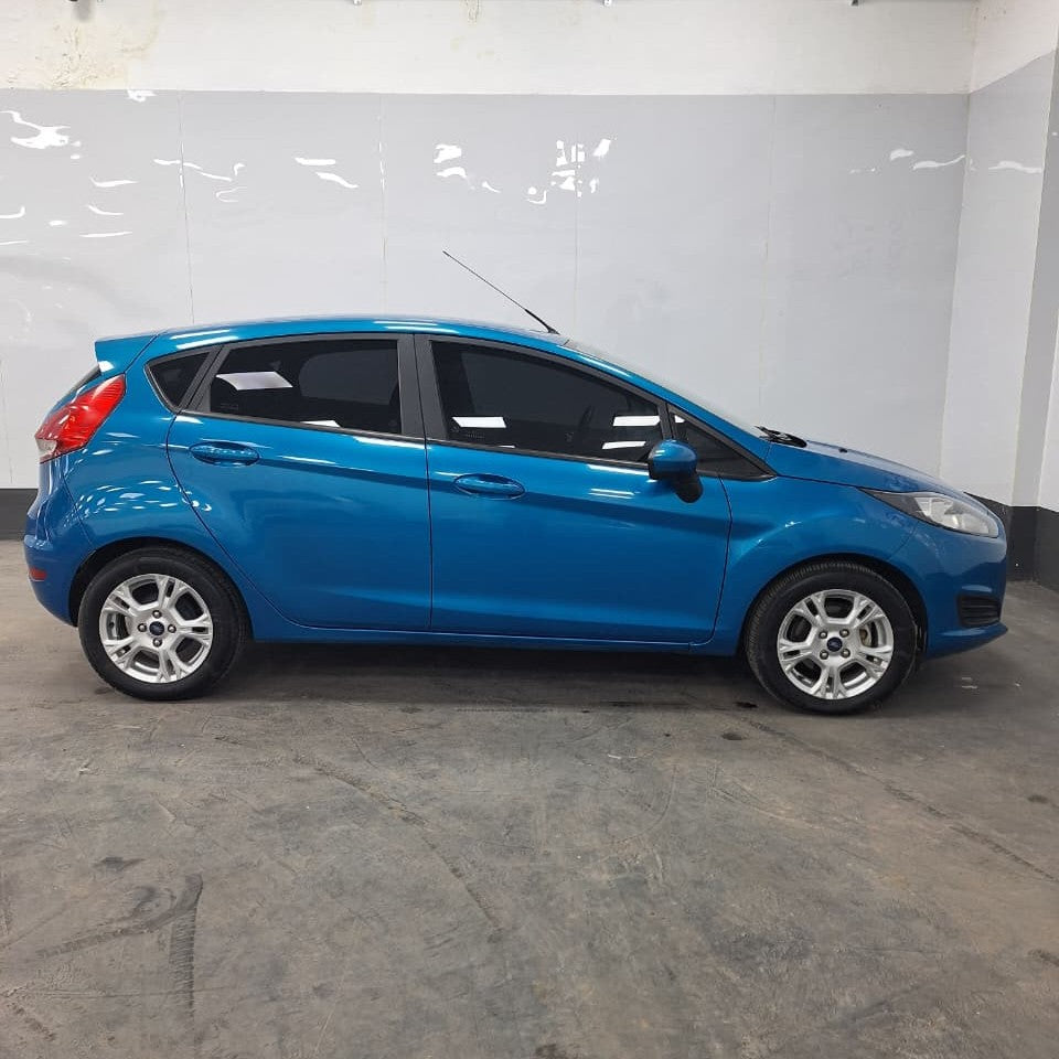 FORD FIESTA S PLUS 1.6N - 2017 - 56.000 KMS - Belacar