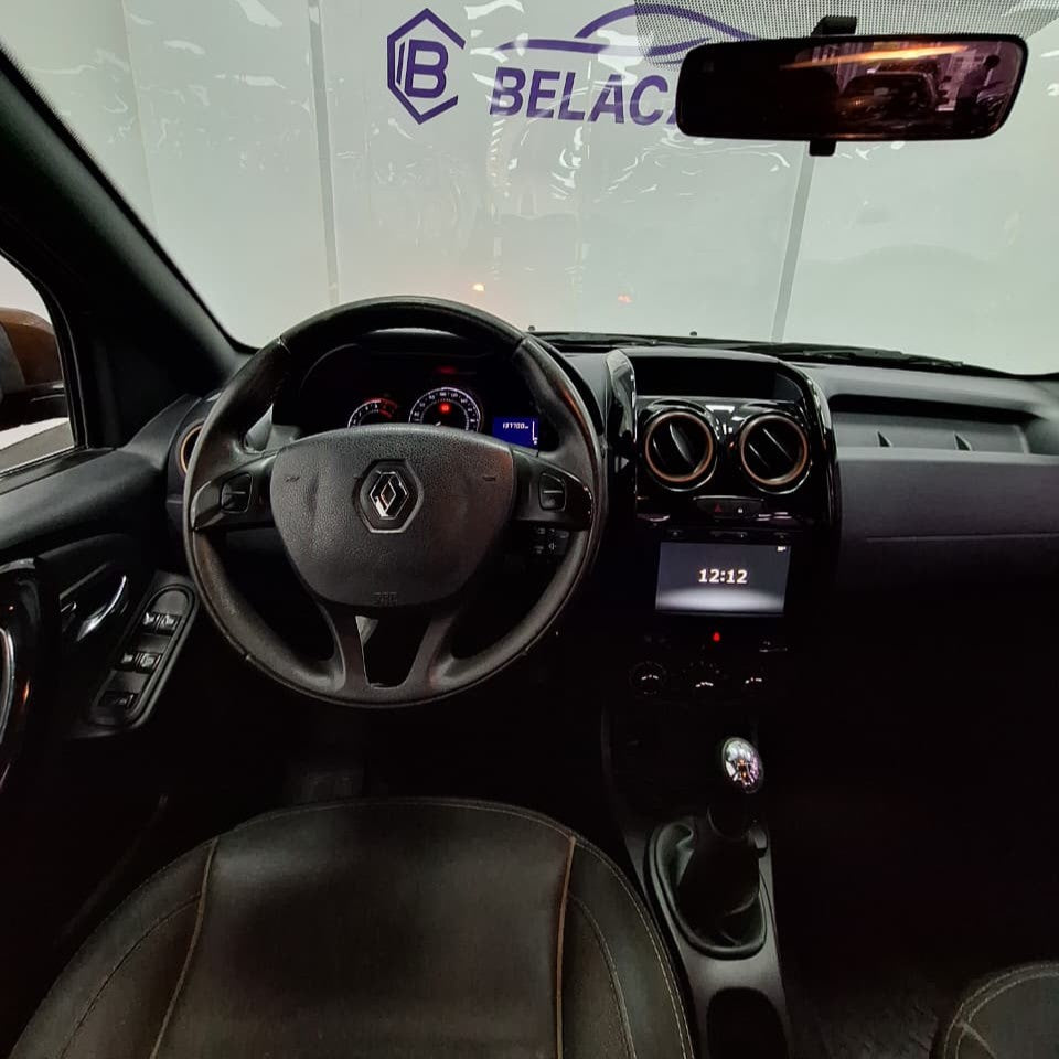 RENAULT DUSTER PRIVILEGE - 2015 -  137.000 KMS - Belacar
