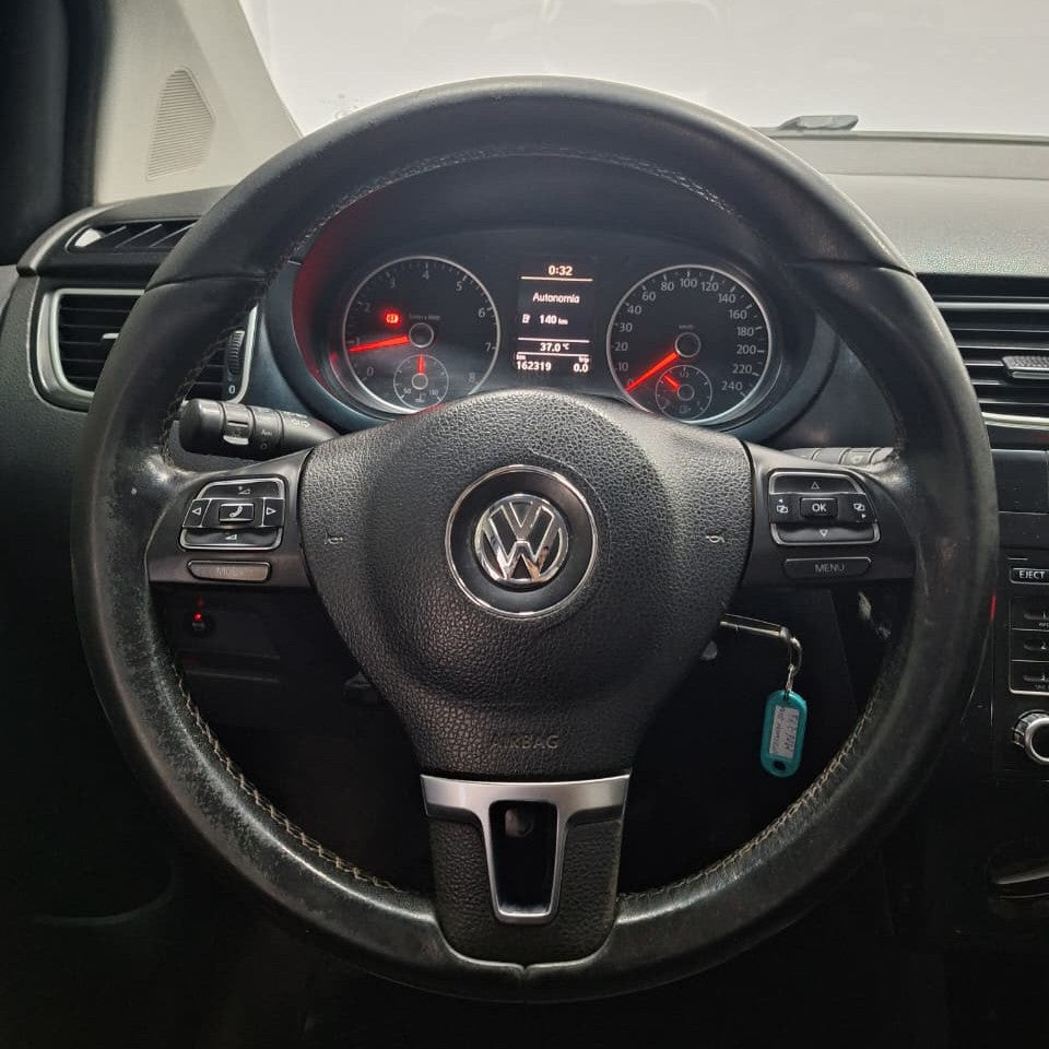 VOLKSWAGEN SURAN HIGHLINE - 2013 - 162.000 KMS