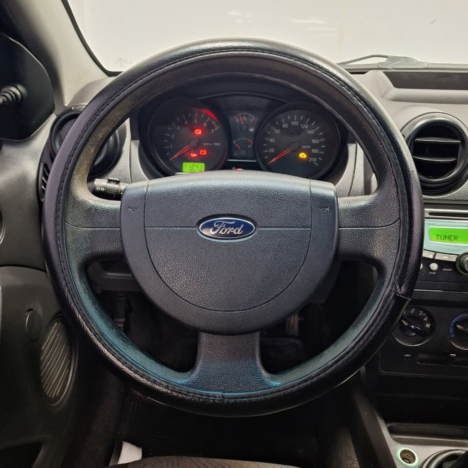 FORD FIESTA MAX 1.6L - 2010 - 193.000 KMS - Belacar