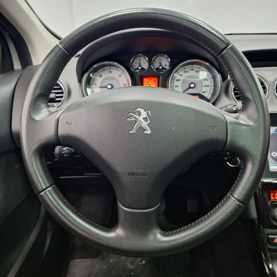PEUGEOT 308 ALLURE HDI – 2020 – 147000 KM