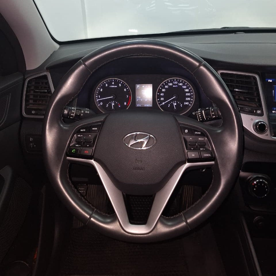 HYUNDAI TUCSON 2WD 2.0 – 2017 – 82.000 KMS