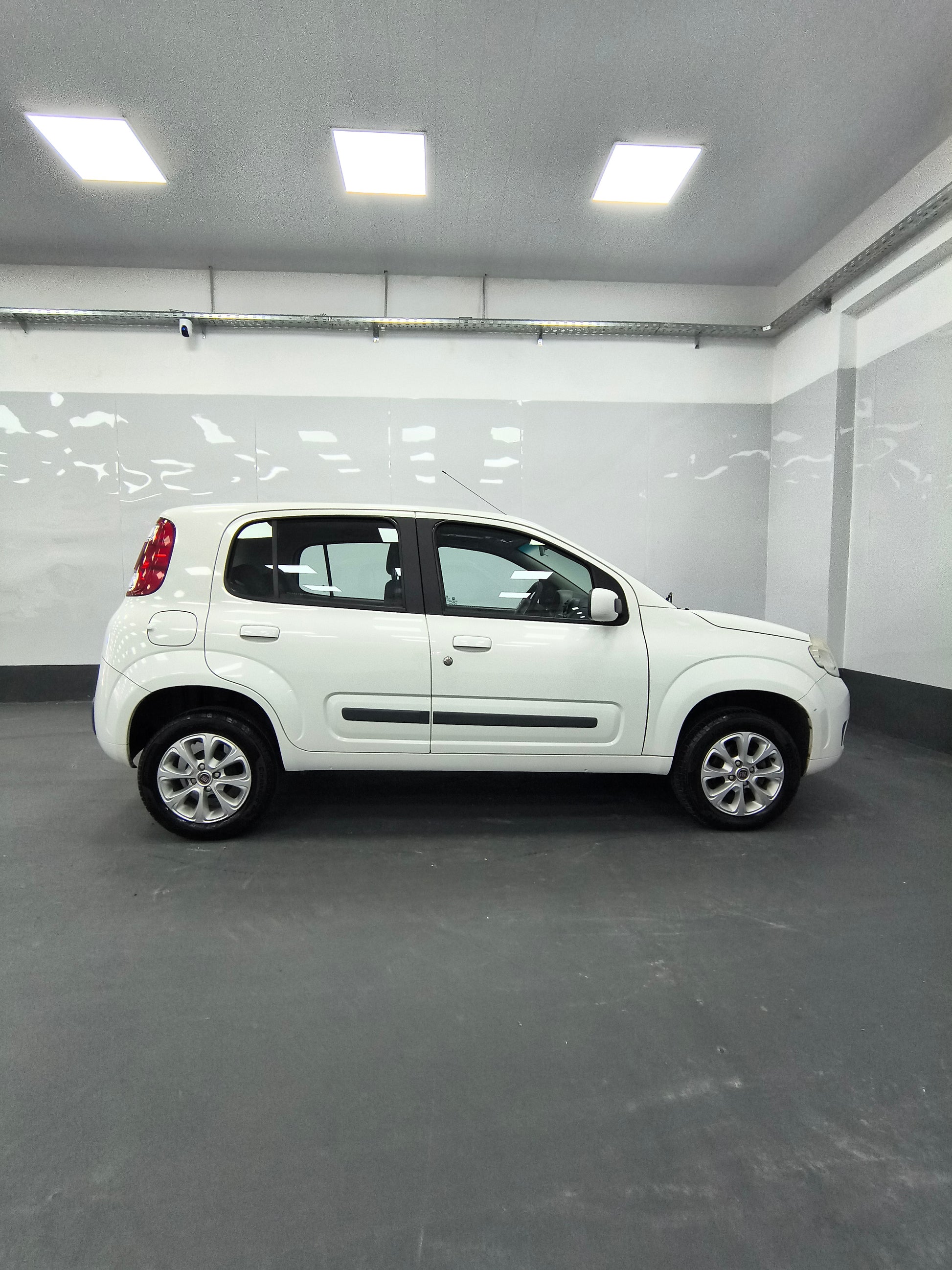 FIAT UNO WAY ATTRACTIVE - 2013 - 113.000 KMS - Belacar