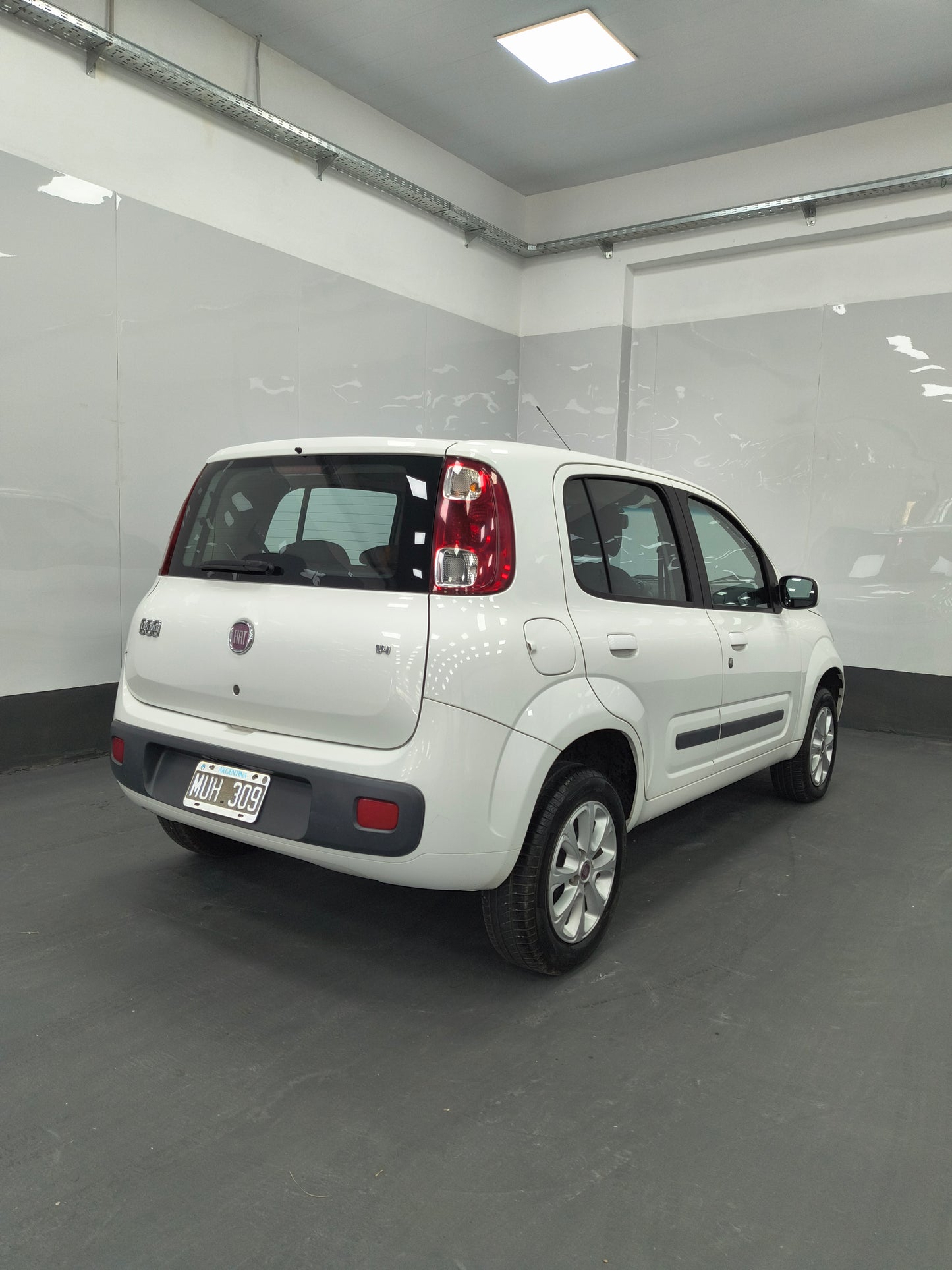 FIAT UNO WAY ATTRACTIVE - 2013 - 113.000 KMS - Belacar