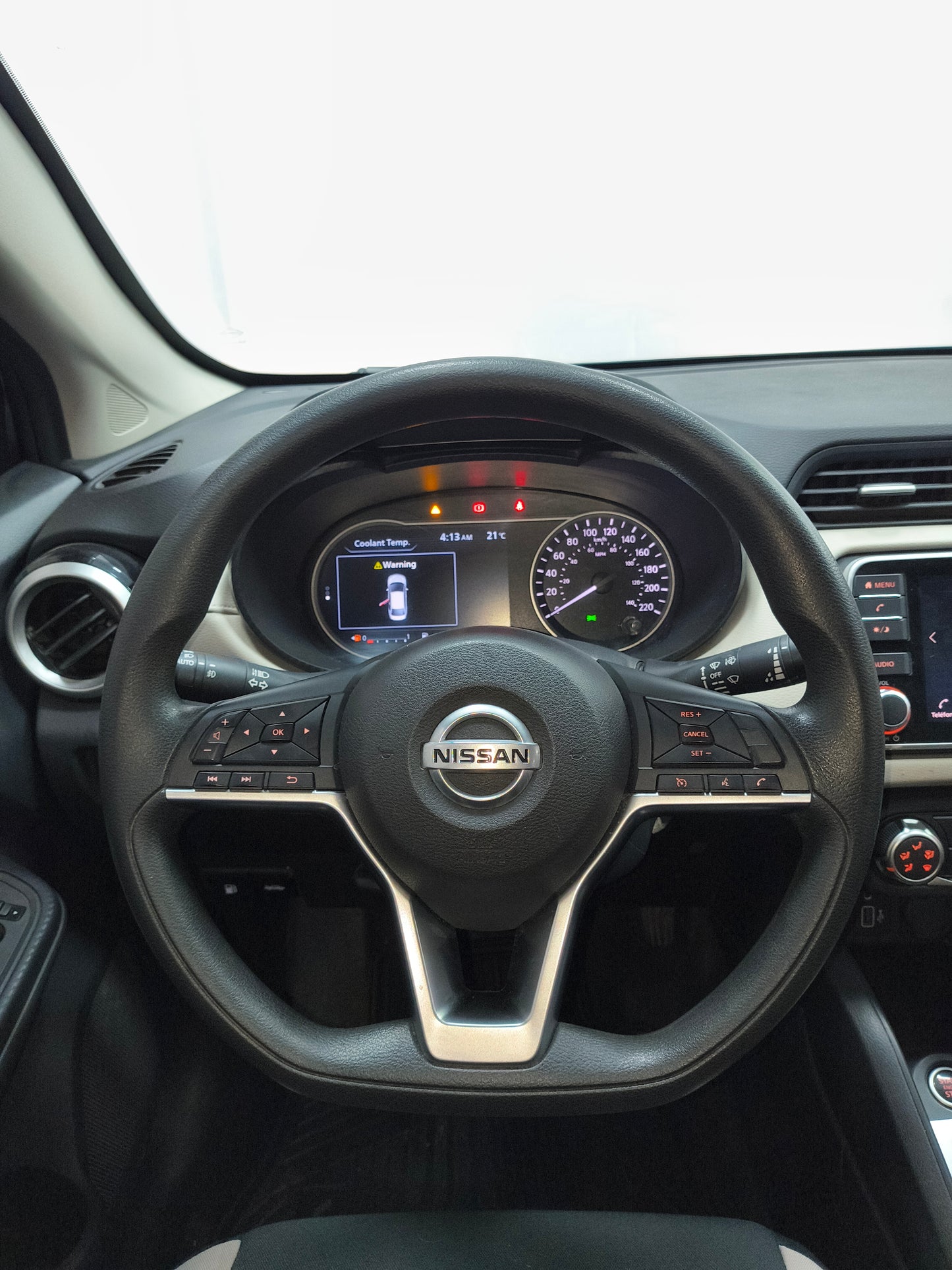 NISSAN VERSA ADVANCE MT - 2021 LINEA NUEVA - 98.000 KMS - Belacar