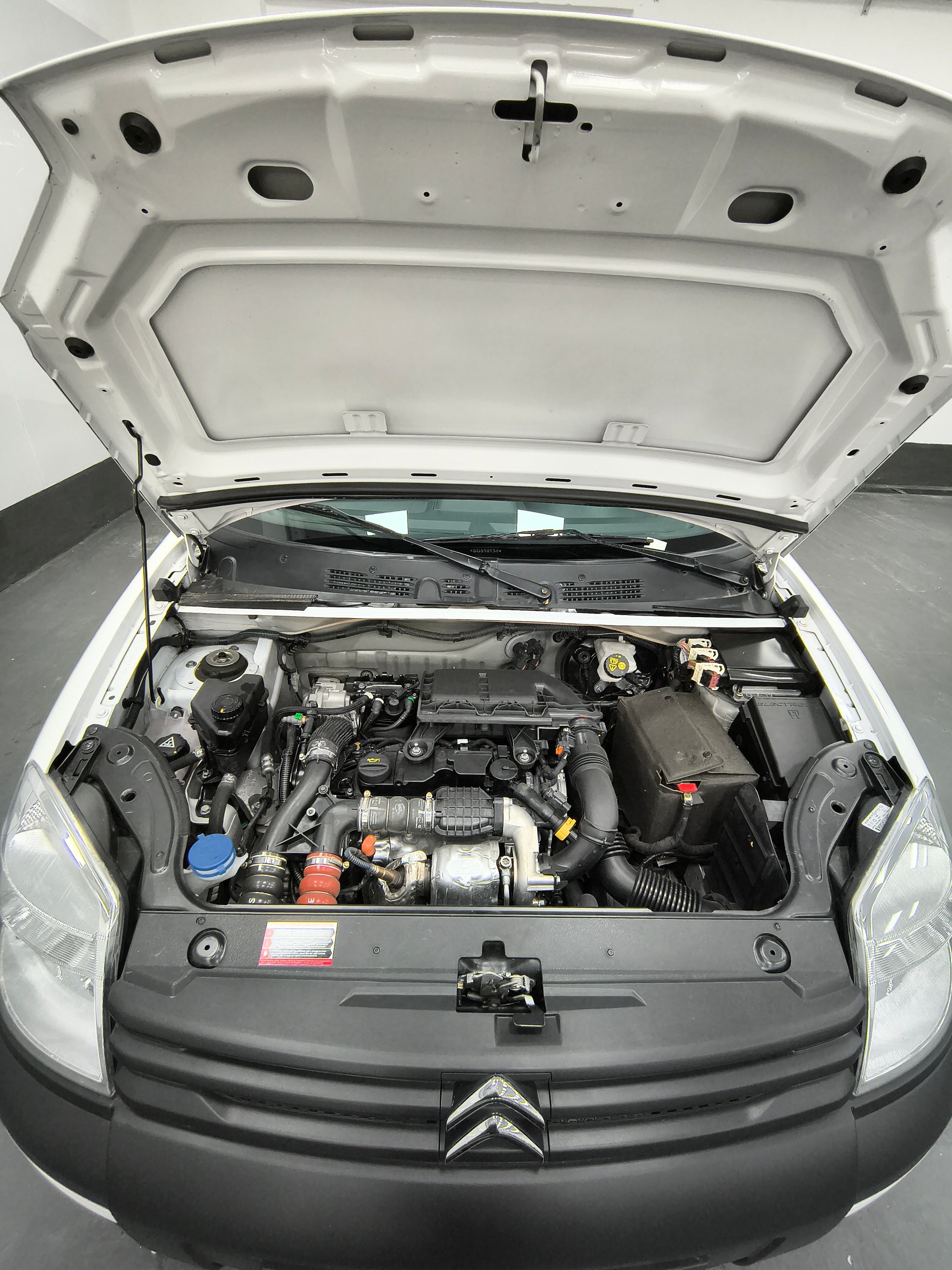 CITROEN BERLINGO FURGON HDI - 2024 - 24.000 KMS - Belacar