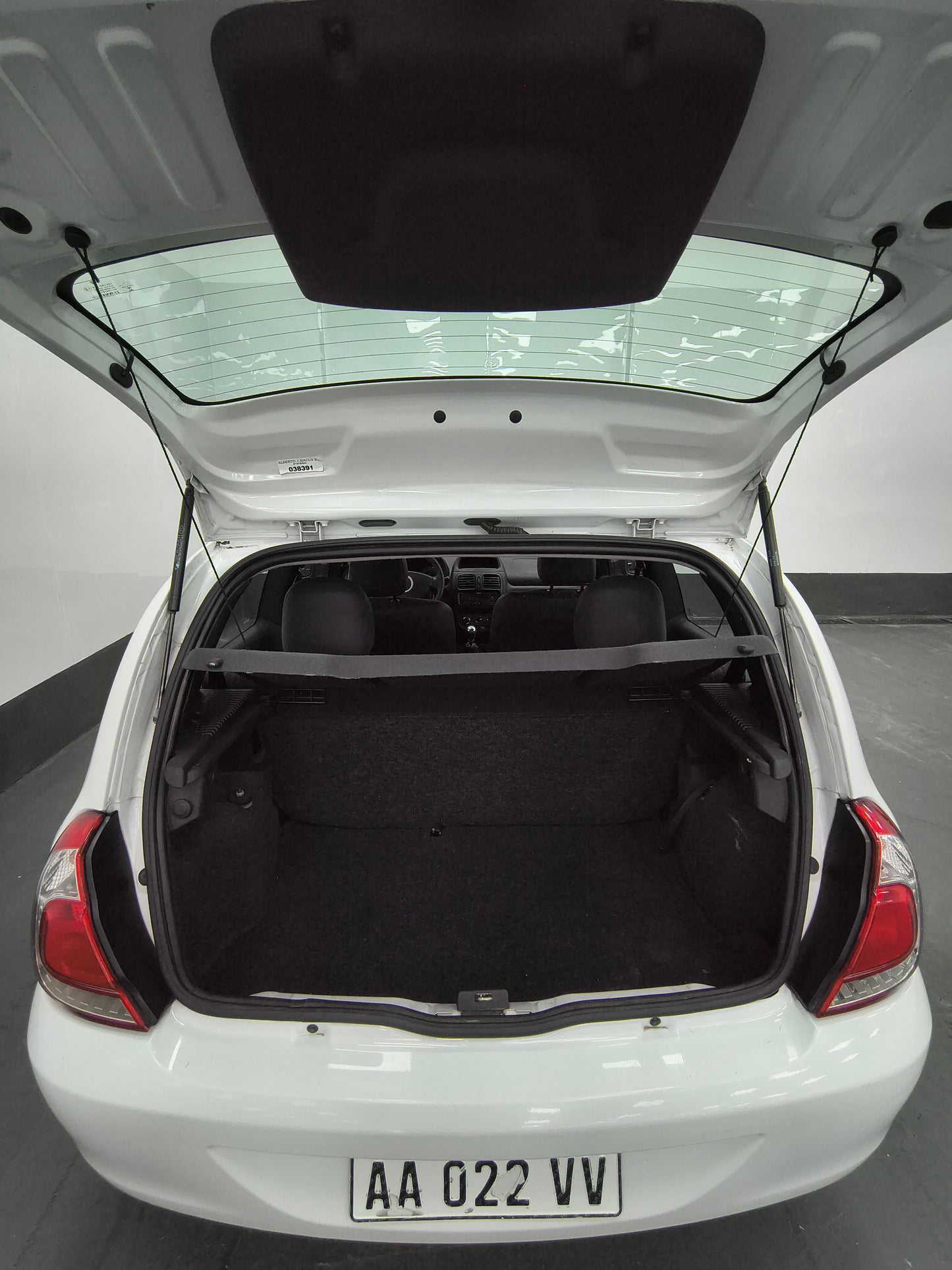 RENAULT CLIO MIO CONFORT - 2016 - 91.000 KMS - Belacar