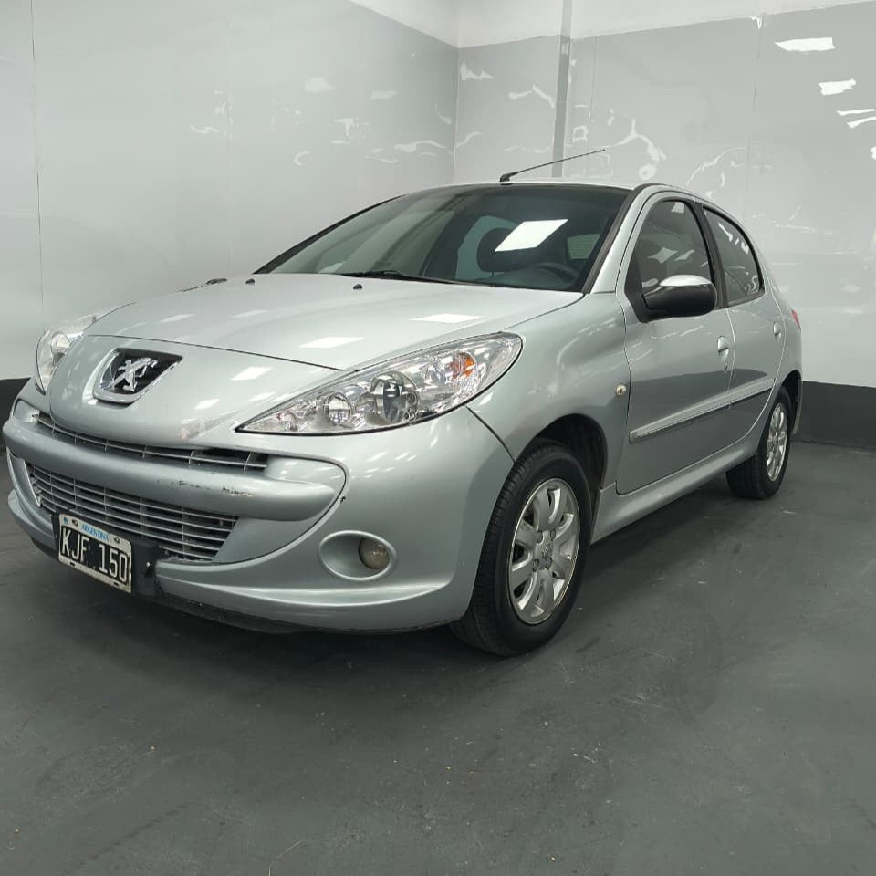PEUGEOT 207 COMPACT - 2011 - 145.000 KMS - Belacar
