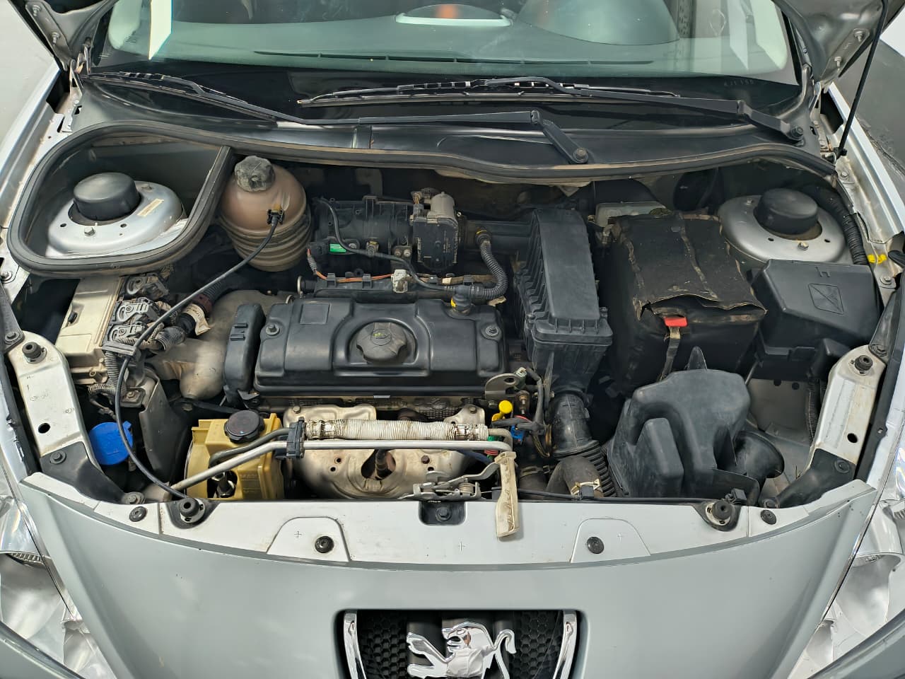 PEUGEOT 207 COMPACT - 2011 - 145.000 KMS - Belacar